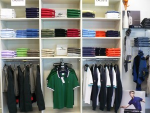 CORNER LACOSTE 1